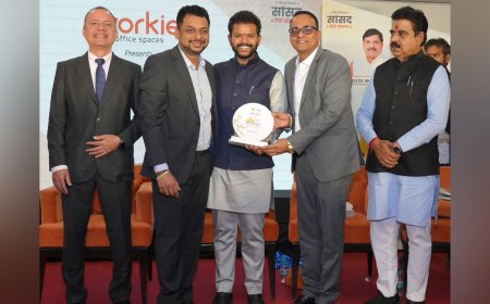 Small-Town Founders Ritesh and Vikram Shine at Startup Awards