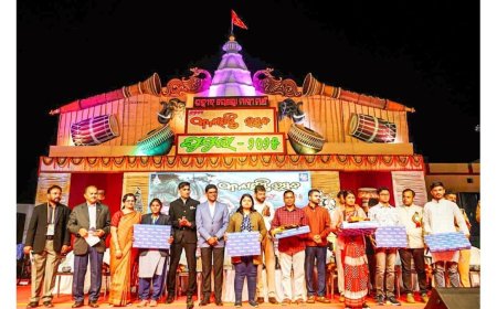 Vedanta Felicitates Young Achievers at ‘Ghumura’ Festival; Aluminium Stall Shines at Kalahandi Utsav