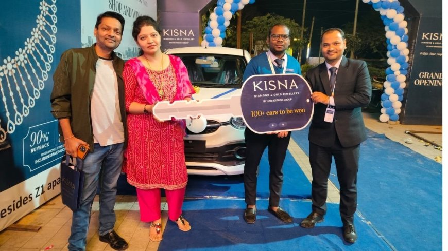 Shopping draw proves lucky, homemaker Ronak wins car on KISNA Jewellery lucky draw