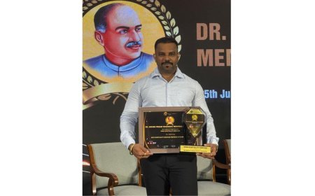 Diwakar Mabian Honoured with Shyama Prasad Mukherjee Award by Sonu Sood and Shaina NC for Excellence in Hospitality Service