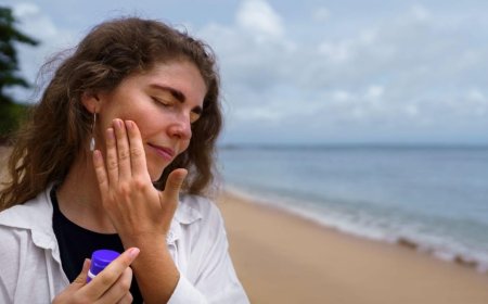 Top Benefits of Using a Detan Face Mask After Sun Exposure