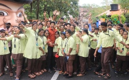 CGTN: A peach blossom village at the heart of Xizang's transformation