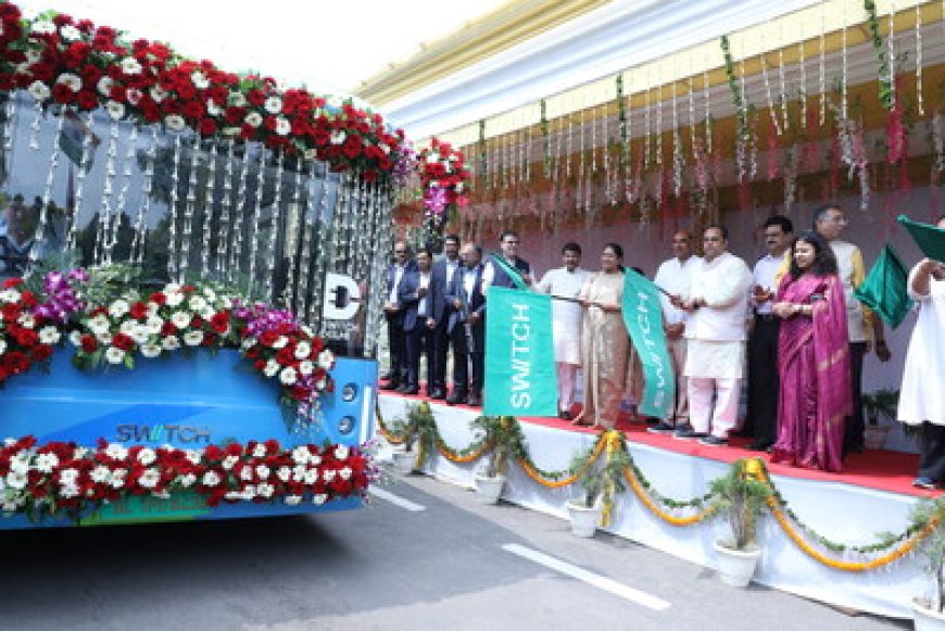 SWITCH Mobility Flags Off the First Batch of SWITCH EiV12 - Low Floor Electric City Buses for the Department of Transport, Delhi
