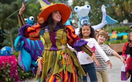 Orlando's Halloween Season Offers 80+ Days of Frights, Fun and Family Friendly Thrills
