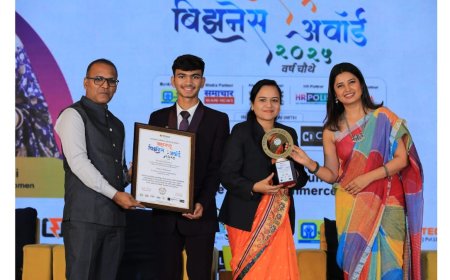 Excellence Award for Outstanding Institute In Pune – Mr.Gopal Khandare and Mrs.Prachi Khandare