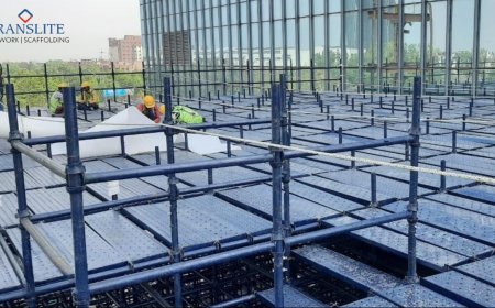 Transforming Construction Projects with Translite’s Scaffolding Rentals, On-Site Support, and Custom Engineering