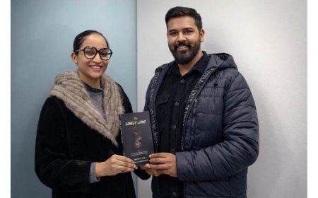 Entrepreneurs Manya Jha and Sushil Baranwal Launch Book The Lonely Lions on National Startups Day