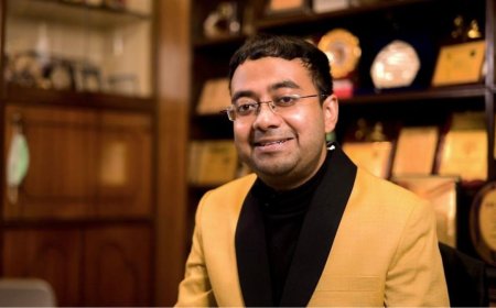 Kolkata’s Startup, Yes Sir Secures Funding to Expand Men-Only At-Home Massage & Grooming Services across India