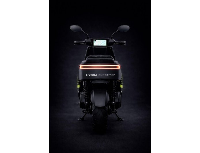 Hydra EZ, the Tesla of EV Scooters in India Has Arrived